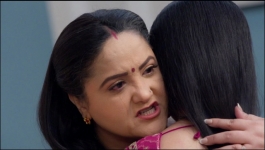 Pyaar Ka Pehla Naam Radha Mohan - 1st March 2024